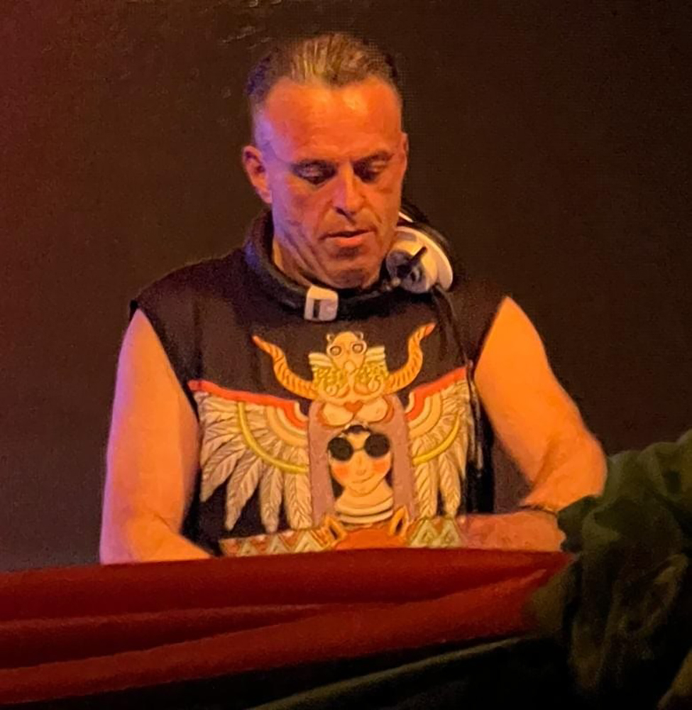 DJ Maximo